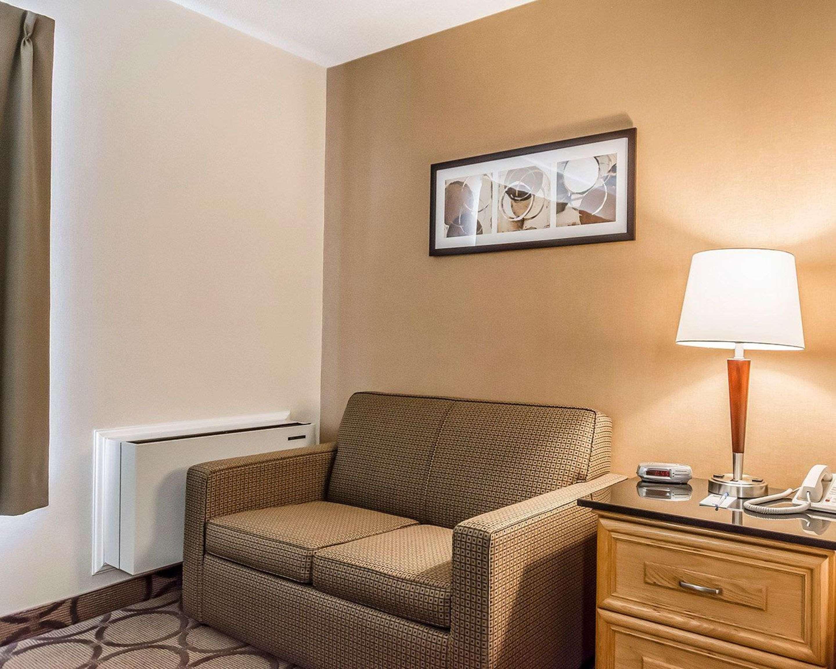 Comfort Inn Riviere-Du-Loup Exterior photo